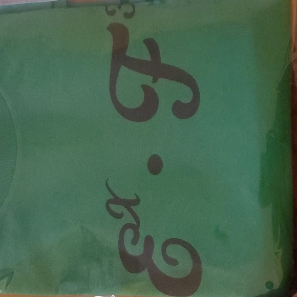 Tshirts - Picture 3 of 4